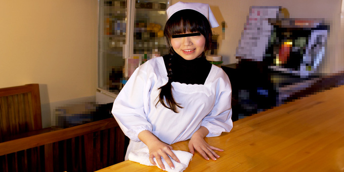 10musume 021925_01 – Amateur work: The restaurant’s poster girl has a dynamite F-cup body and wears an apron!